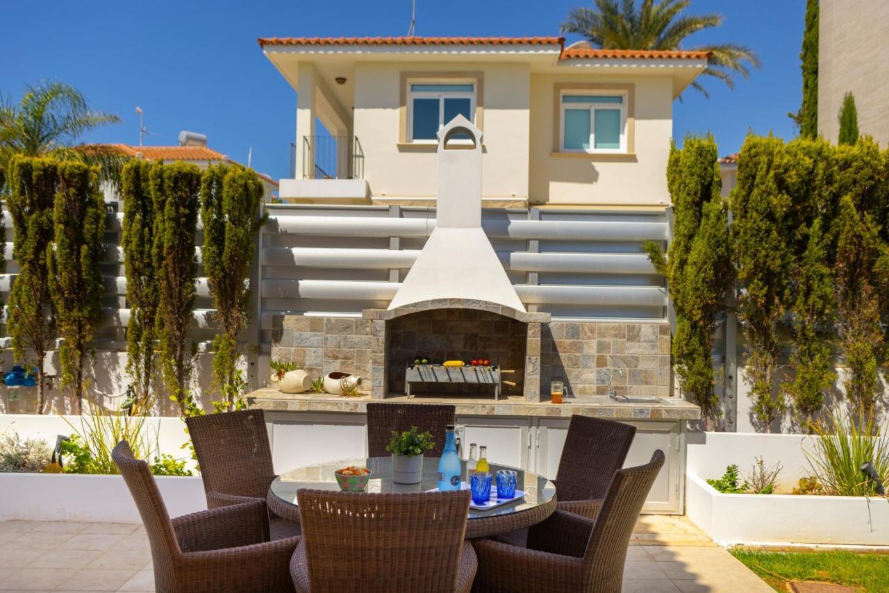 Protaras Sunrise Zen Seafront Villa Eksteriør bilde